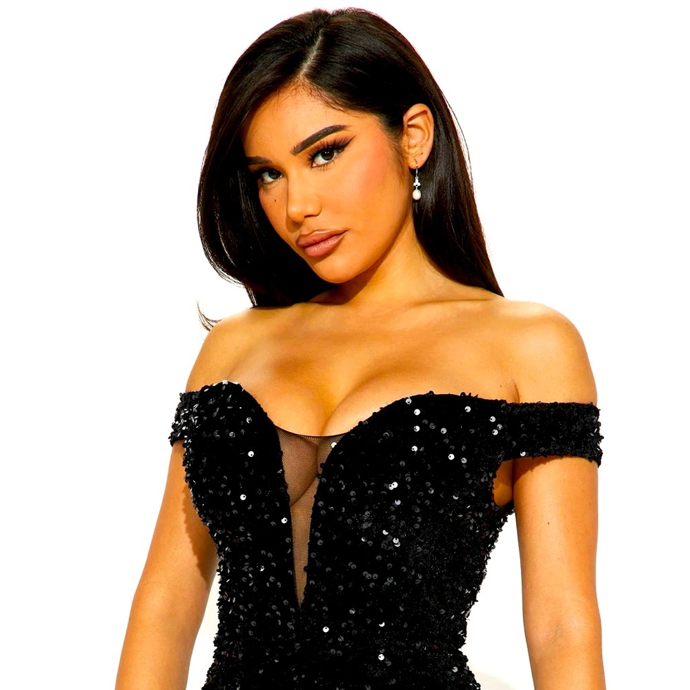 Holiday Sequin gown - Picture 2 of 2